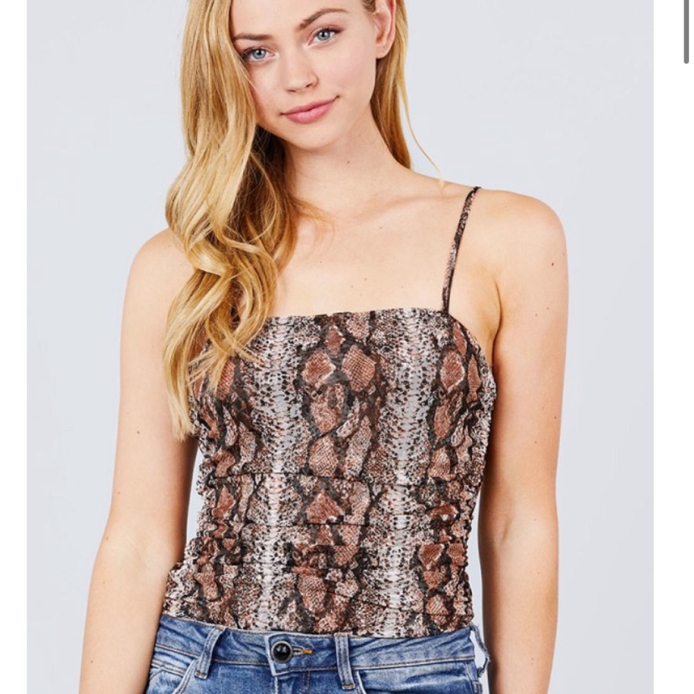 ☮️ 💚
 SNAKE SKIN BODYSUIT - Picture 3 of 3